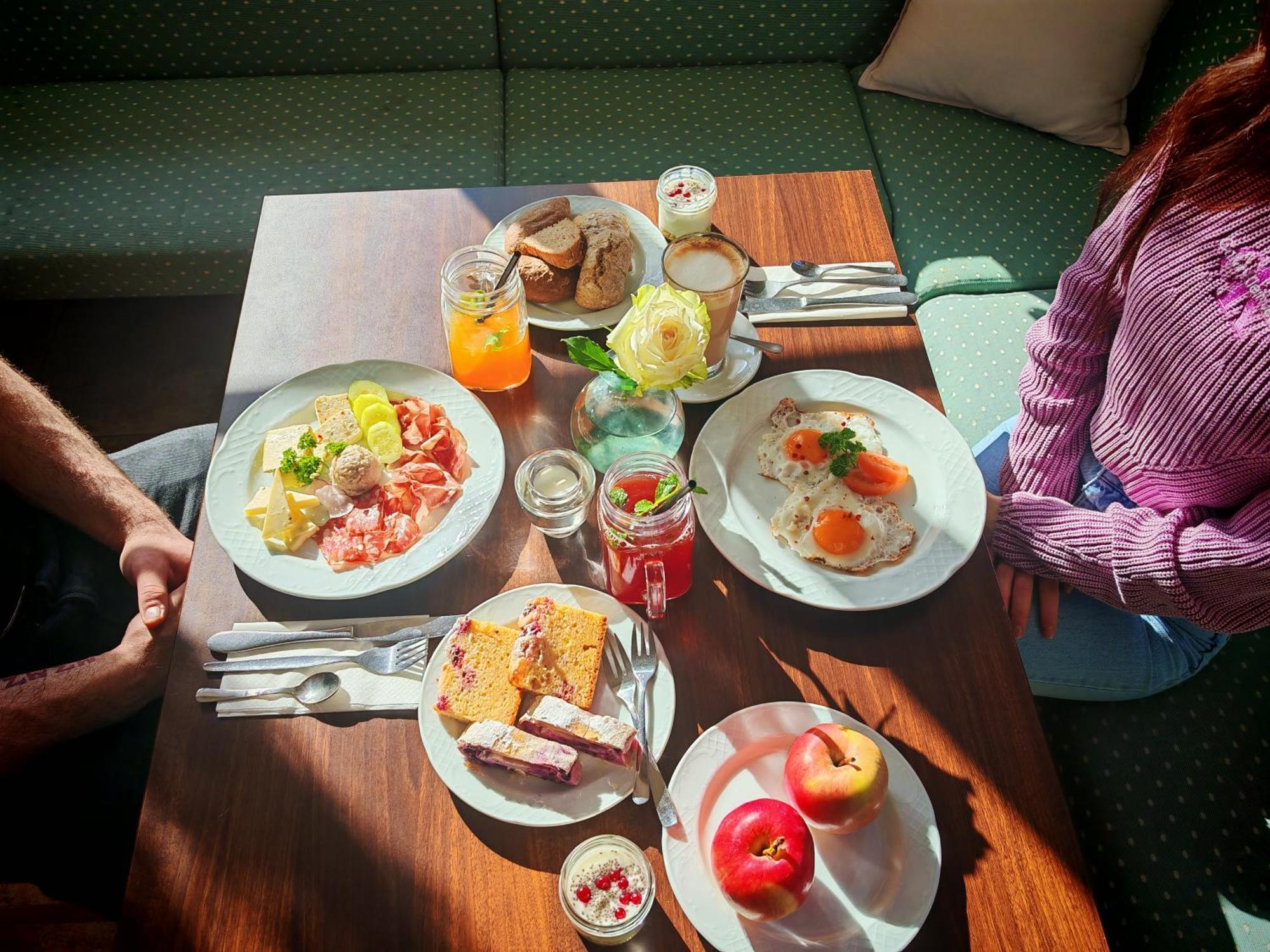 Pohorje Village Wellbeing Resort - Forest Hotel Videc Hočko Pohorje Екстериор снимка