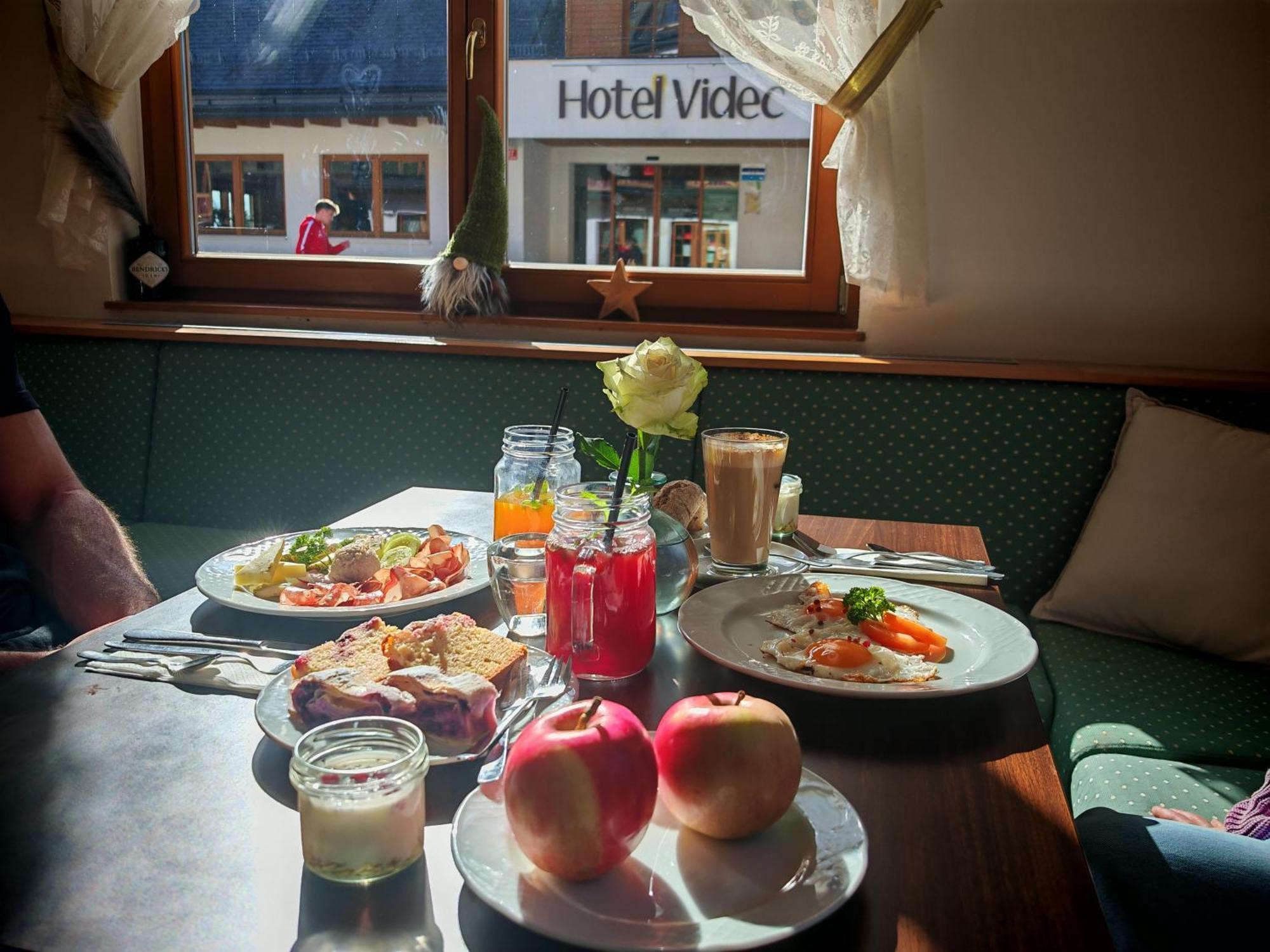 Pohorje Village Wellbeing Resort - Forest Hotel Videc Hočko Pohorje Екстериор снимка