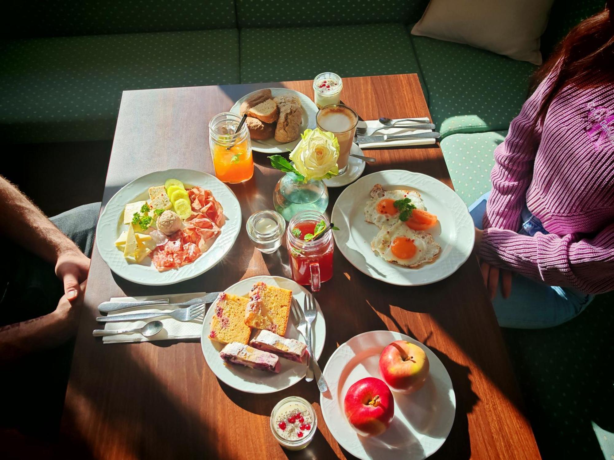 Pohorje Village Wellbeing Resort - Forest Hotel Videc Hočko Pohorje Екстериор снимка